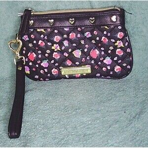 Rare Betsey Johnson Clutch Wristlet Purse Wallet Black Floral Heart BR22520